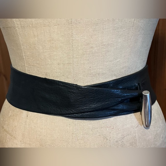 Anne Klein Accessories - Anne Klein Leather Belt